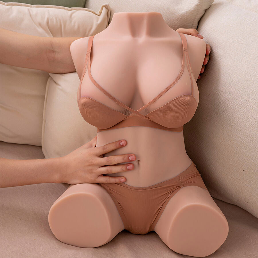 XISE - DANIA THRUSTING TORSO REALÍSTICO CON VIBRACIÓN FEMENINO 52 CM