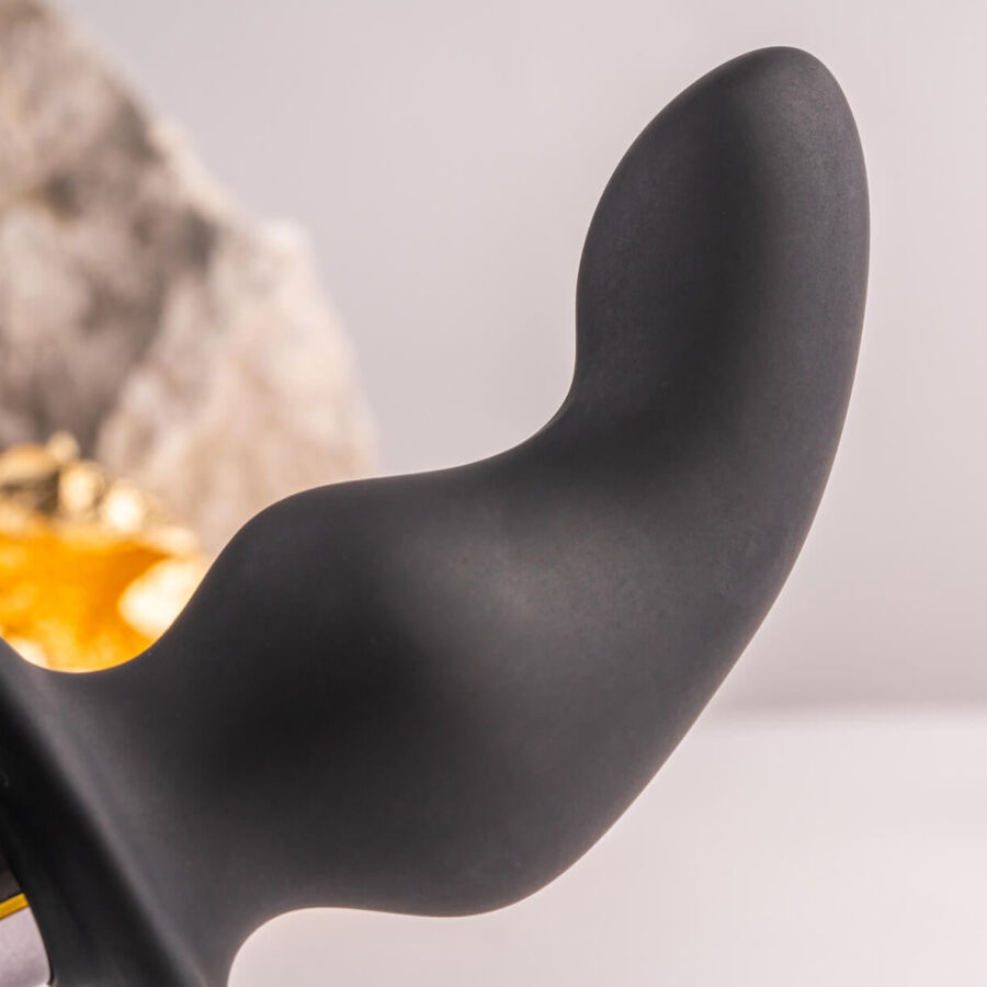 ROCKS- OFF - RO- ZEN RRO PLUG ANAL CON ANILLO VIBRADOR PARA EL PENE NEGRO